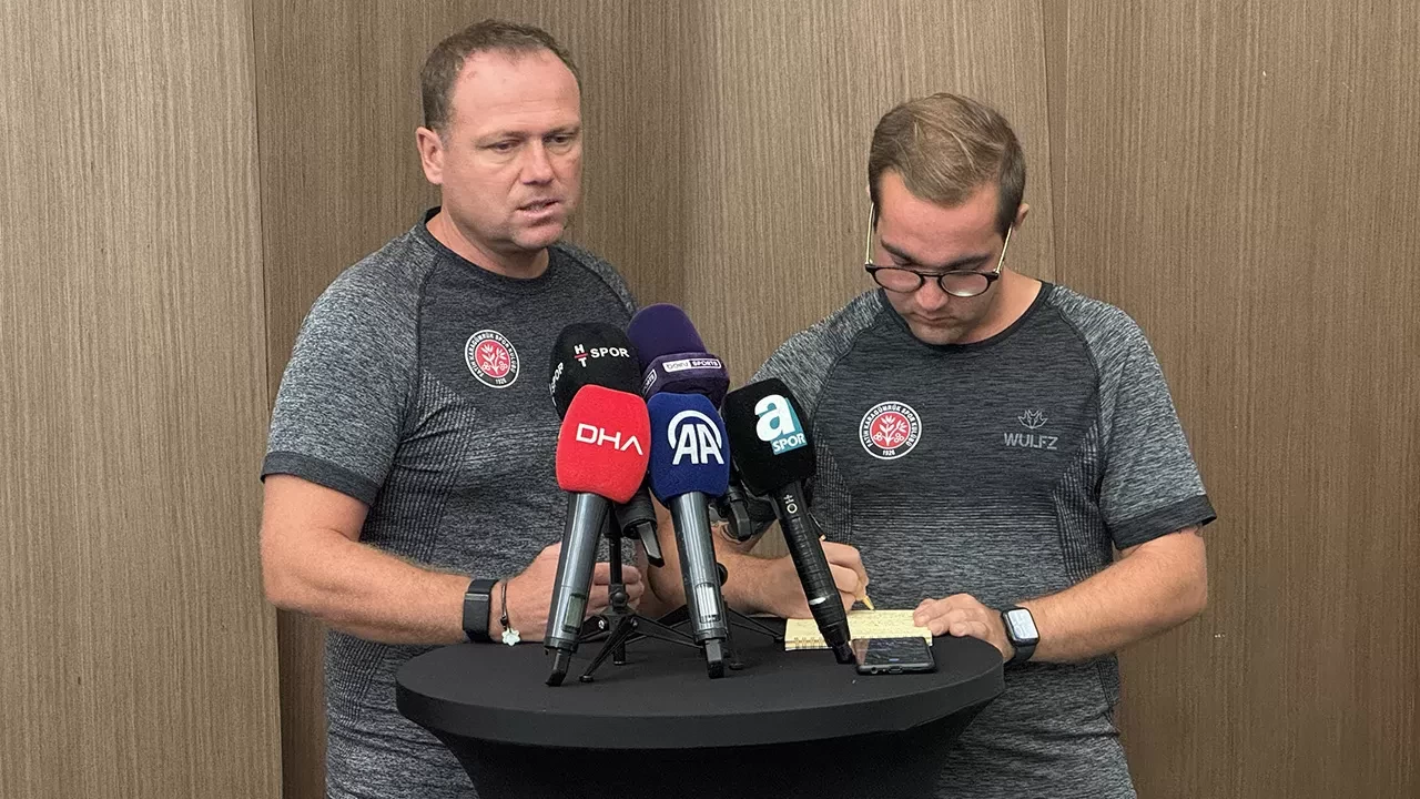 Fatih Karagümrük Teknik Direktörü Licka: “Galatasaray bu maçın favorisi”