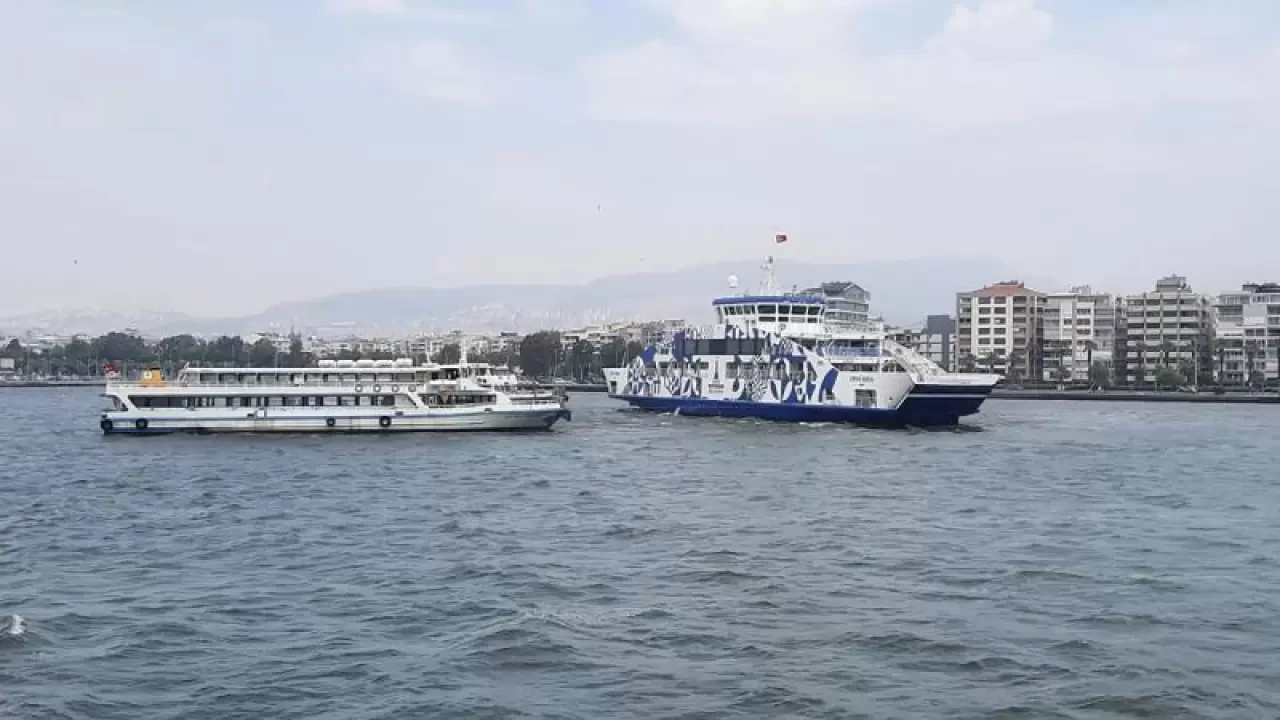İstanbul’da deniz ulaşımına hava muhalefeti engeli