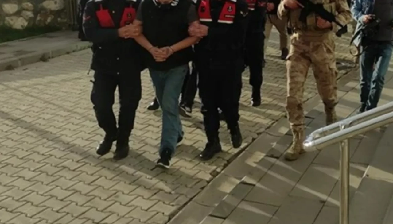 Organize suç örgütüne ağır darbe! Eylem planları boşa çıktı