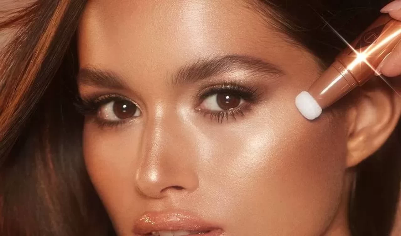 Kontürsüz güzellik! Işıl ışıl yüz hatlarının sırrı