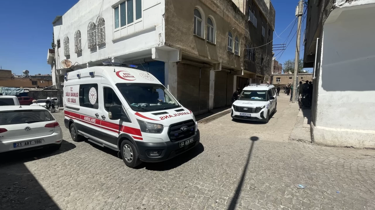 Siverek'te silahlı bıçaklı kavga: 2 yaralı, 3 şüpheli gözaltında