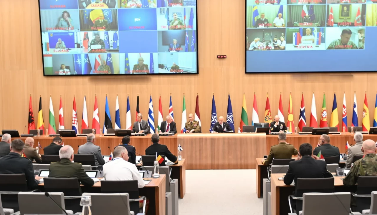 NATO Genelkurmay Başkanları video konferansla bir araya geldi