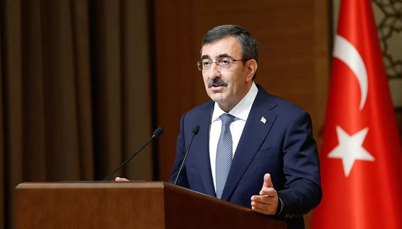 Cumhurbaşkanı Yardımcısı Yılmaz'dan CHP Genel Başkanı Özel'e tepki