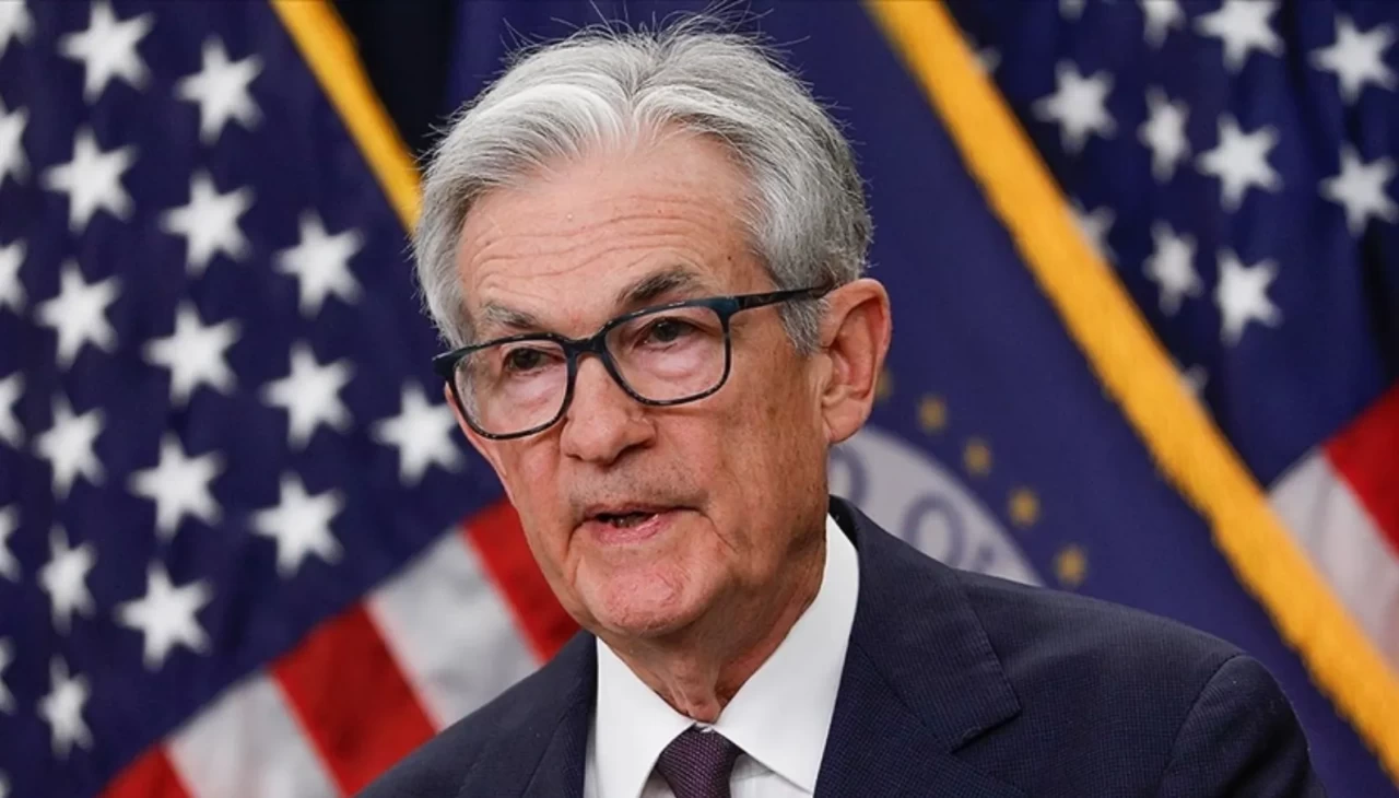 New York borsası, Fed Başkanı Powell'ın faiz indirimine kapı aralamasıyla yükselişle kapandı