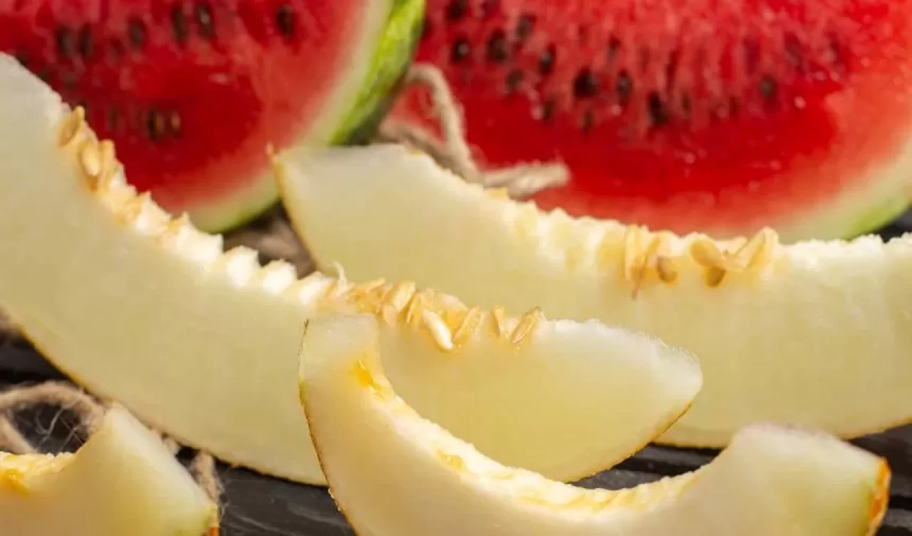 Kavun mu Karpuz mu? Sağlığa en faydalı meyve hangisi?