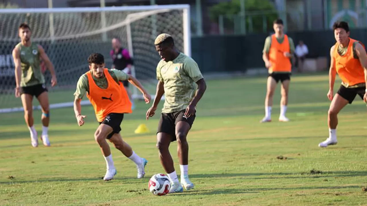 Alanyaspor, Çaykur Rizespor maçı hazırlıklarına başladı