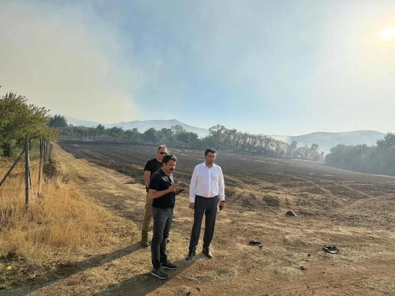 Kırşehir'de anız yangını 3 köye sıçradı, yerleşim yerlerine ulaşmadan kontrol altına alındı