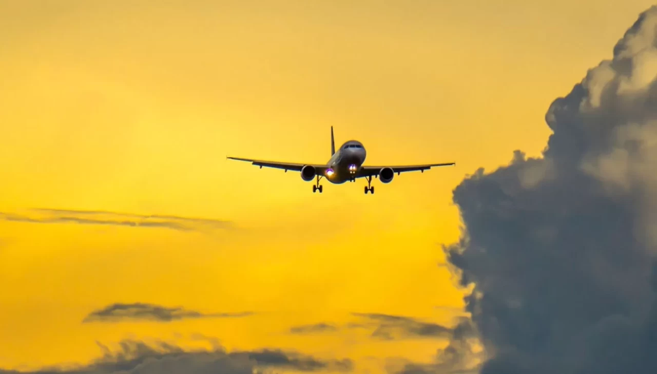 İkinci pilotu rahatsızlandı; İstanbul-Manchester uçağı Köln'e acil iniş yaptı