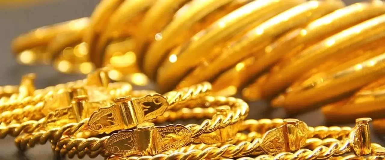 Altın fiyatları yükselişte: Gram altın 4,443 liradan işlem görmeye başladı