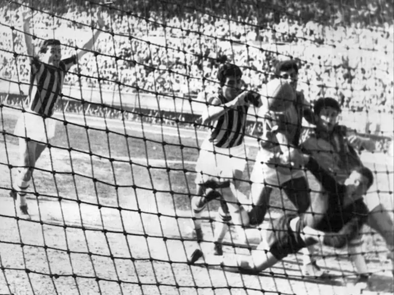 Rüyada Futbolcu Görmek Ne Anlama Gelir? İşte Detaylı Tabiri