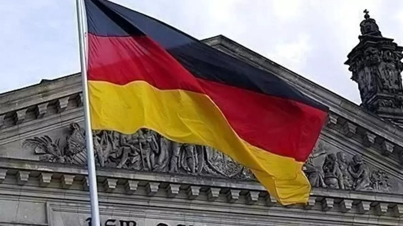 Almanya, Gazze operasyonları sonrası İsrail'e silah ihracatını askıya aldı