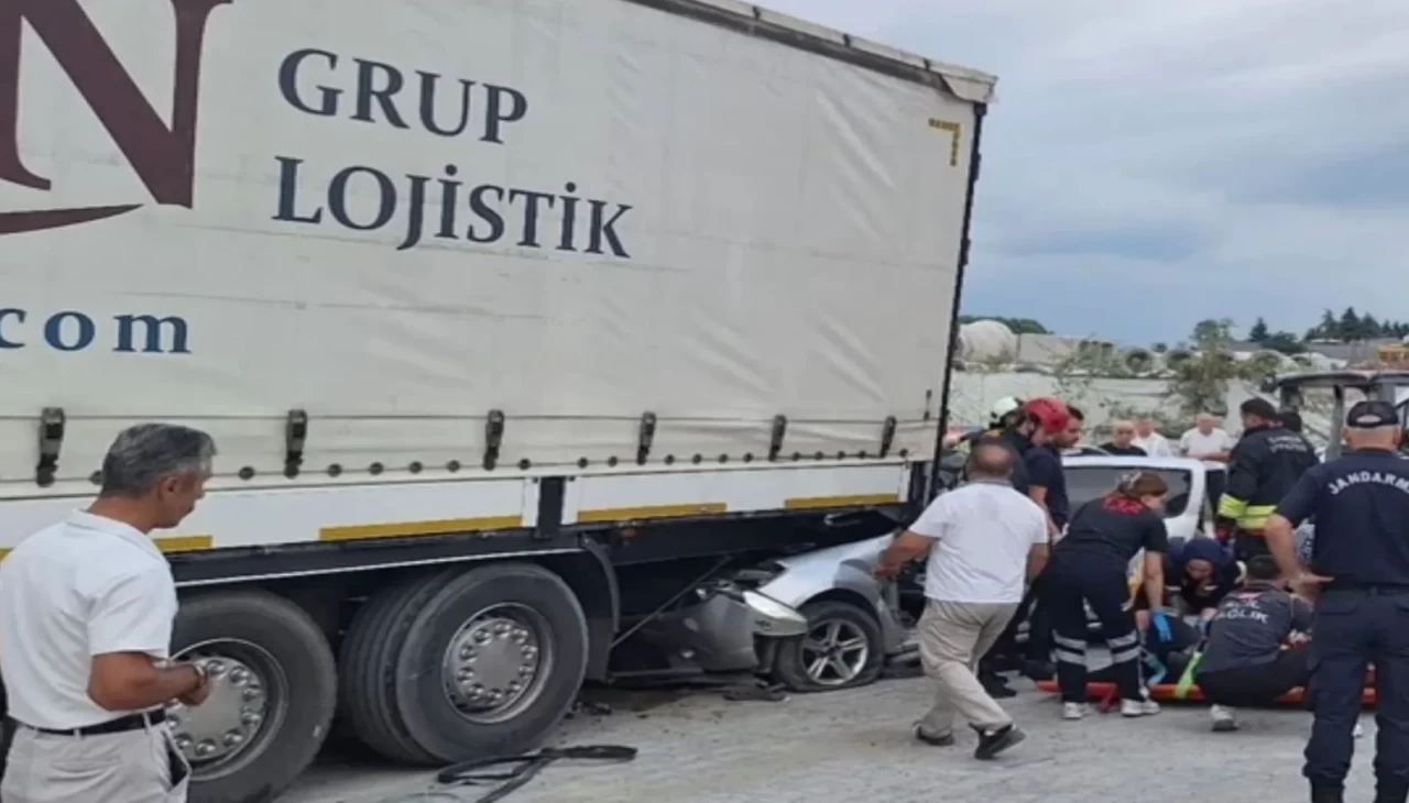 Samsun'da feci kaza! 2 ölü, 2 yaralı