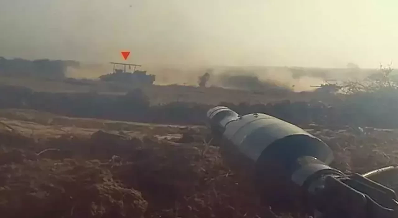 Kassam Tugayları: Zeytun Mahallesi'nde 2 İsrail tankını imha ettik