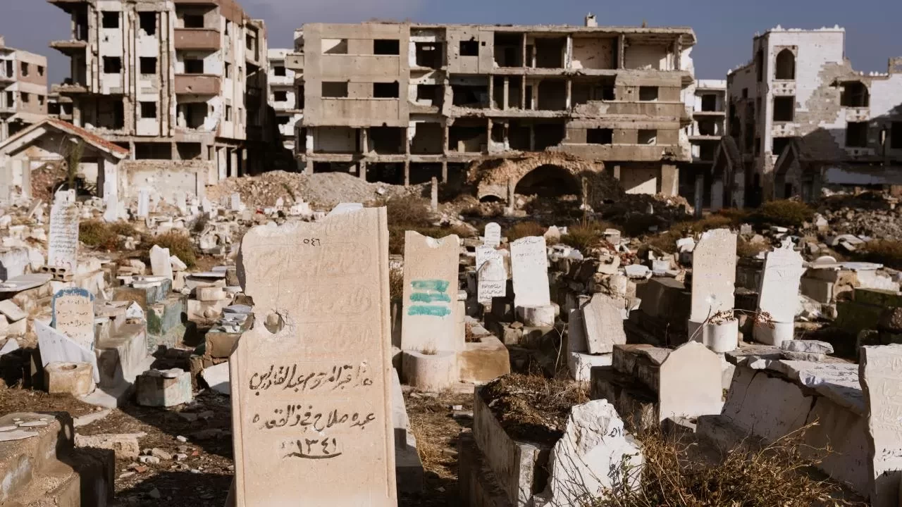 Suriye'de 63'ten fazla toplu mezar belgelendi