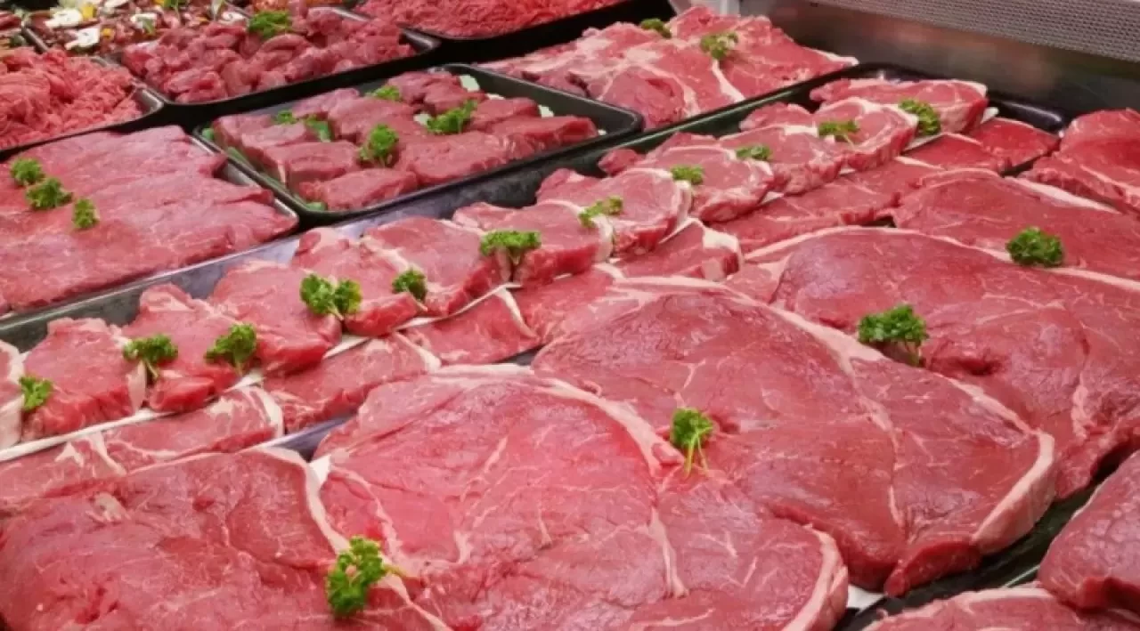 Kırmızı et fiyatları rekor seviyeye ulaştı! Hayvan sayısındaki düşüşün etkileri neler?