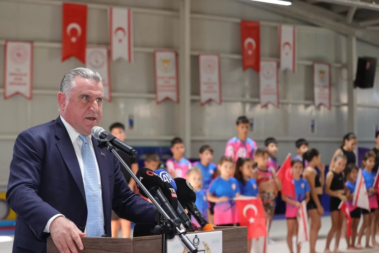 Gençlik ve Spor Bakanı Bak, KKTC'de!