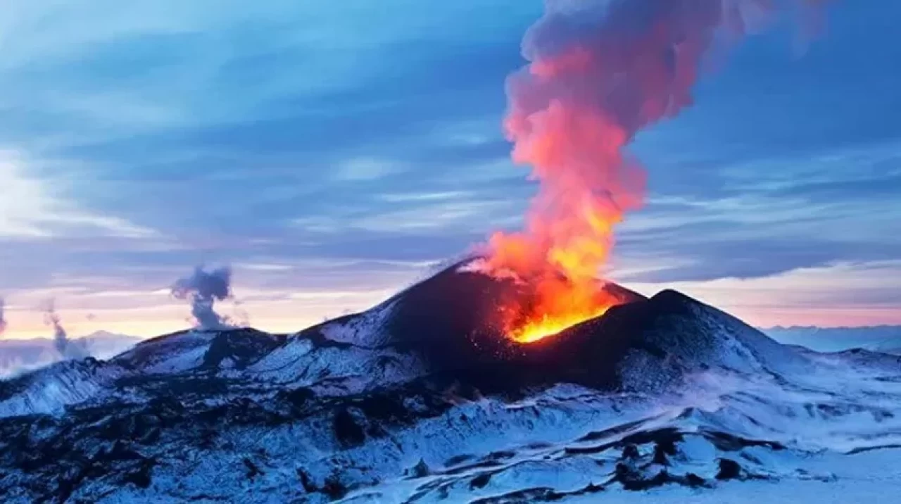 Kamçatka'da felaket zinciri: Yanardağ 600 yıl sonra ilk kez patladı