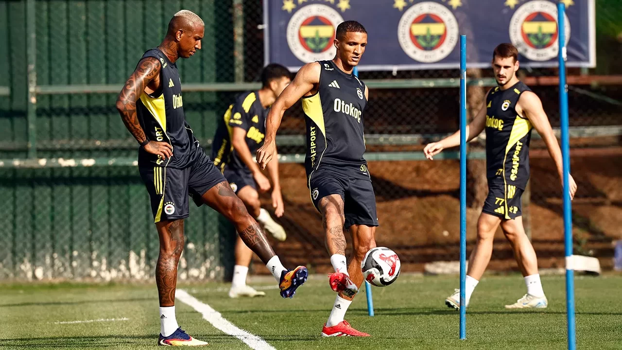 Fenerbahçe, UEFA Şampiyonlar Ligi 3. eleme turu Feyenoord rövanş maçı hazırlıklarına başladı