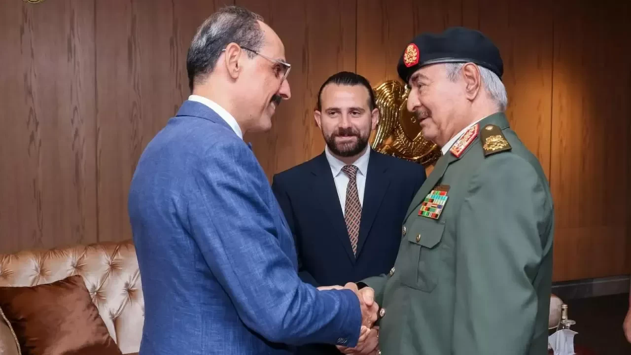 MİT Başkanı Kalın, Bingazi'de Hafter ile görüştü