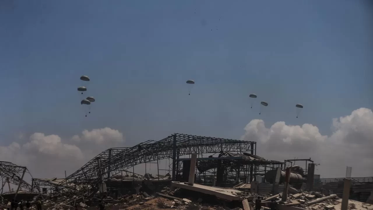 İsrail ordusu yardım dağıtım noktasına saldırdı: 12 ölü