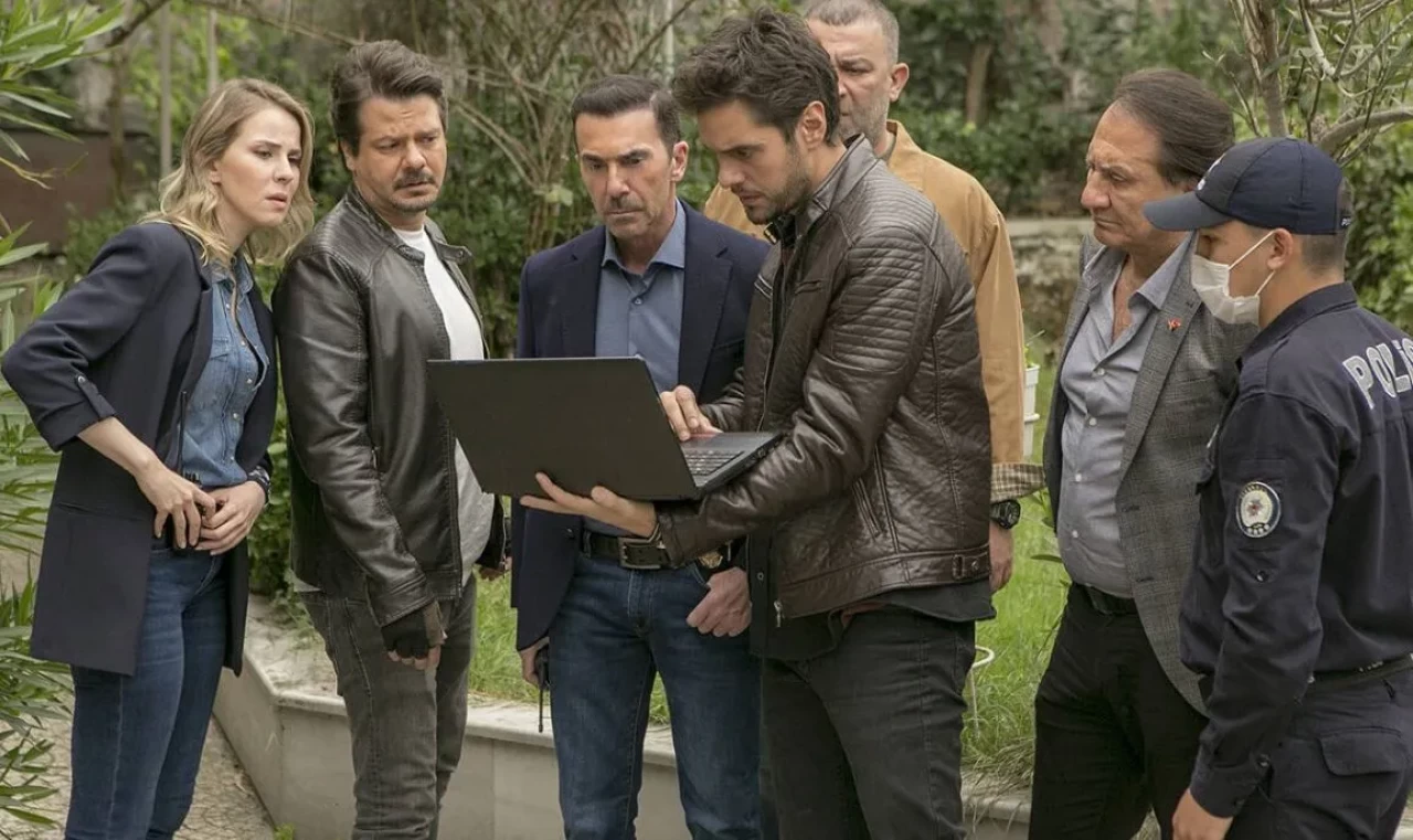 Arka Sokaklar 20. Sezonuyla Ekrana Dönüyor!