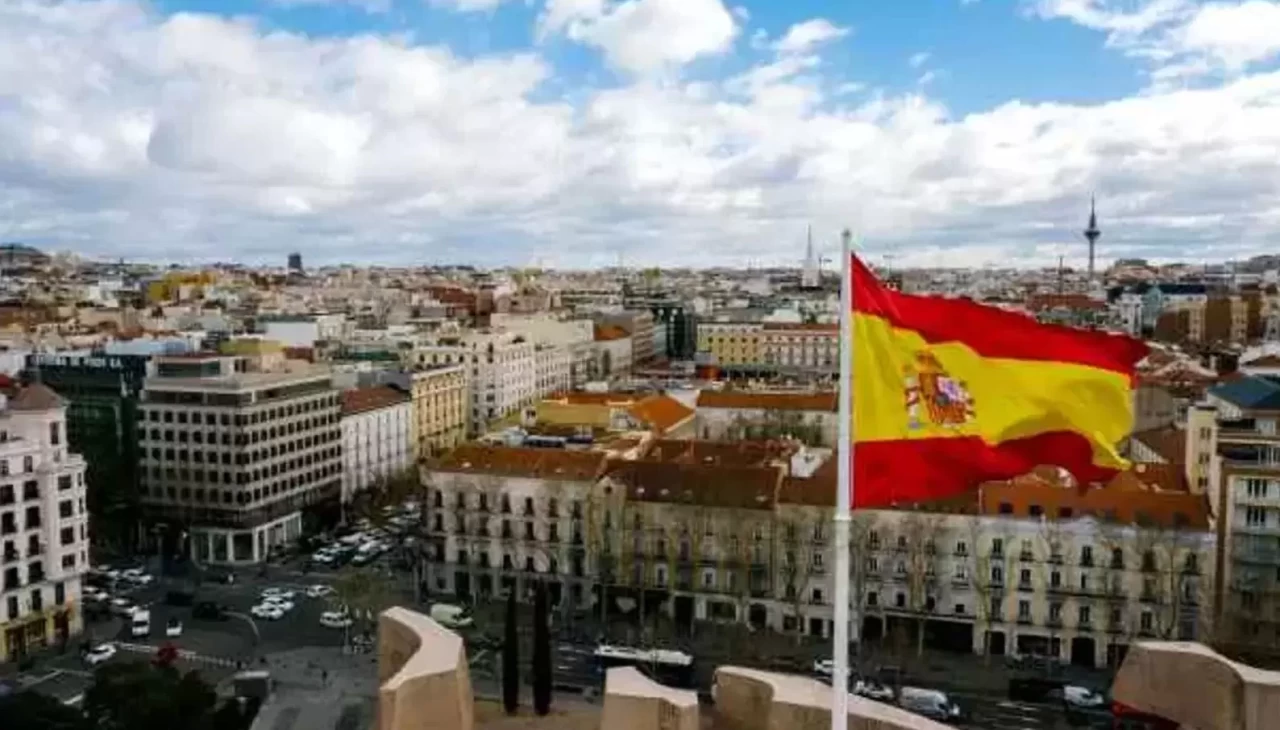 İspanya'da ilk kez bir ilçede Müslümanların dini bayramlarını kamusal alanda kutlaması yasaklandı