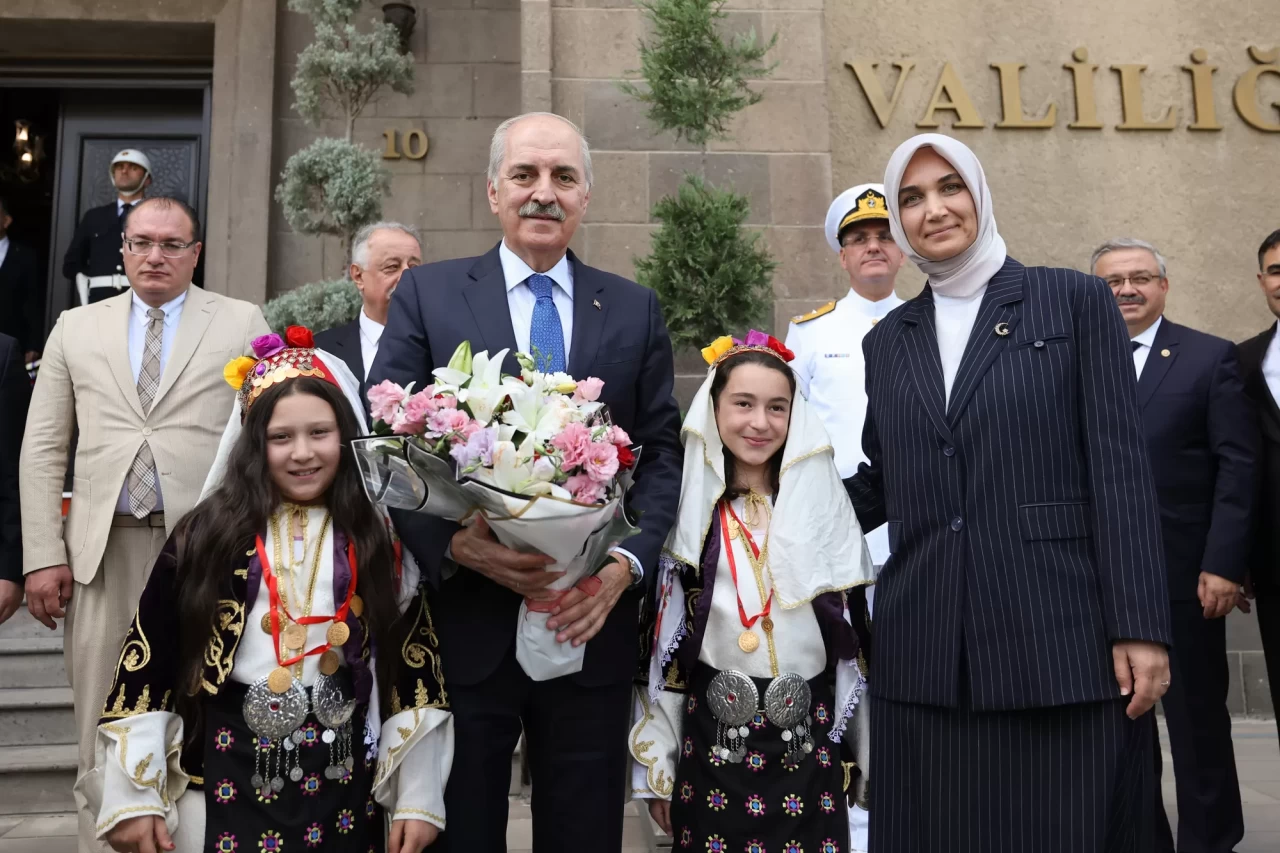 TBMM Başkanı Kurtulmuş, Afyonkarahisar Valiliğini ziyaret etti