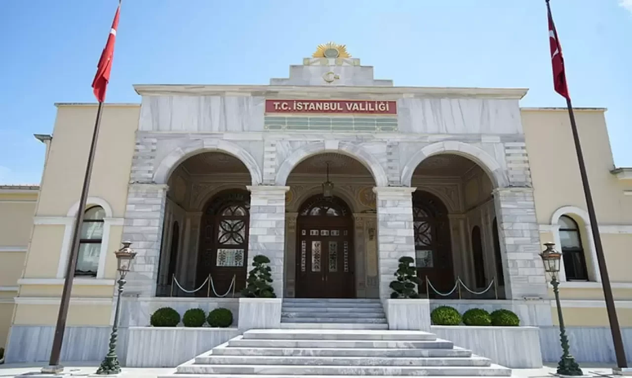 İstanbul'da da hissedildi! Balıkesir'de meydana gelen depremin ardından İstanbul Valiliğinden açıklama geldi