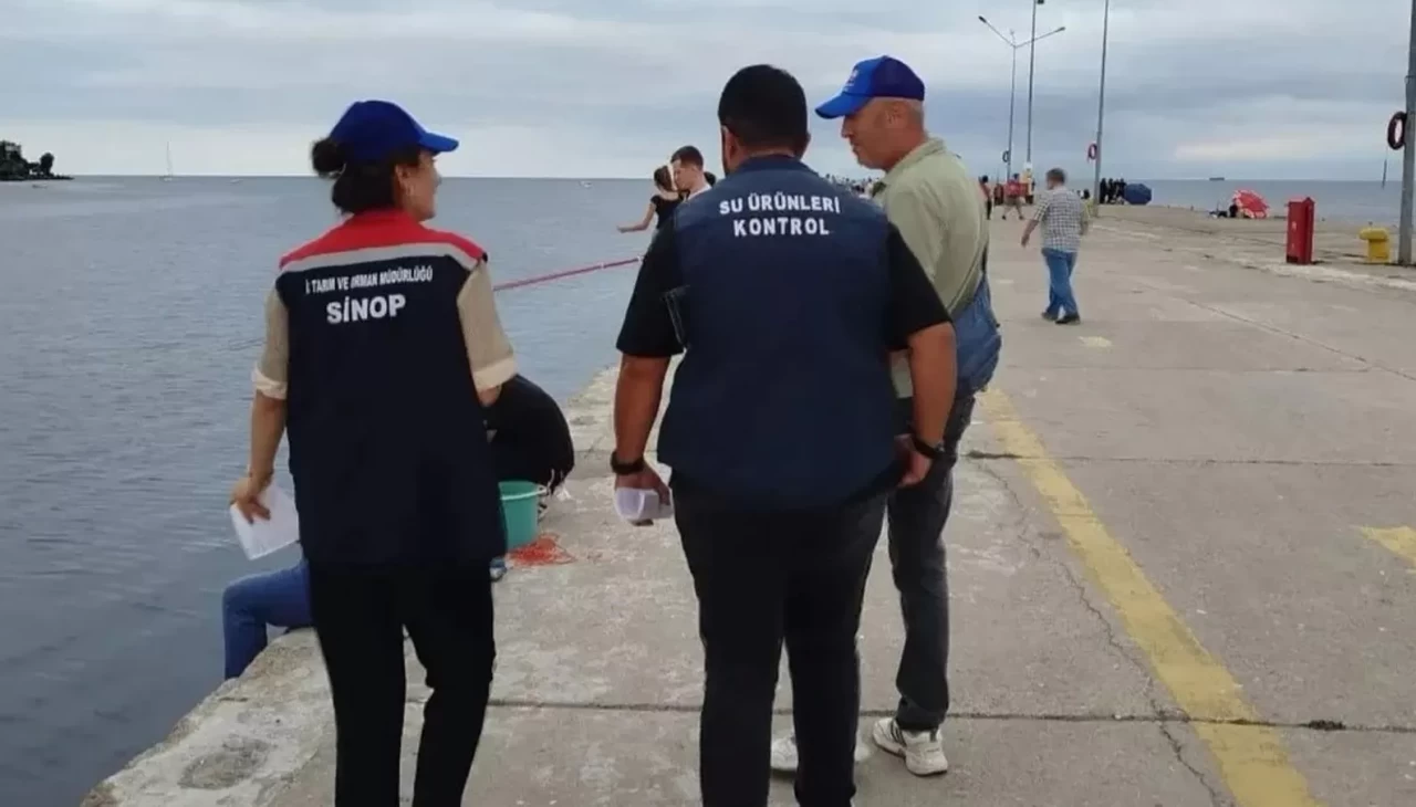 Sinop'ta olta avcıları sürdürülebilir balıkçılık için bilgilendirildi