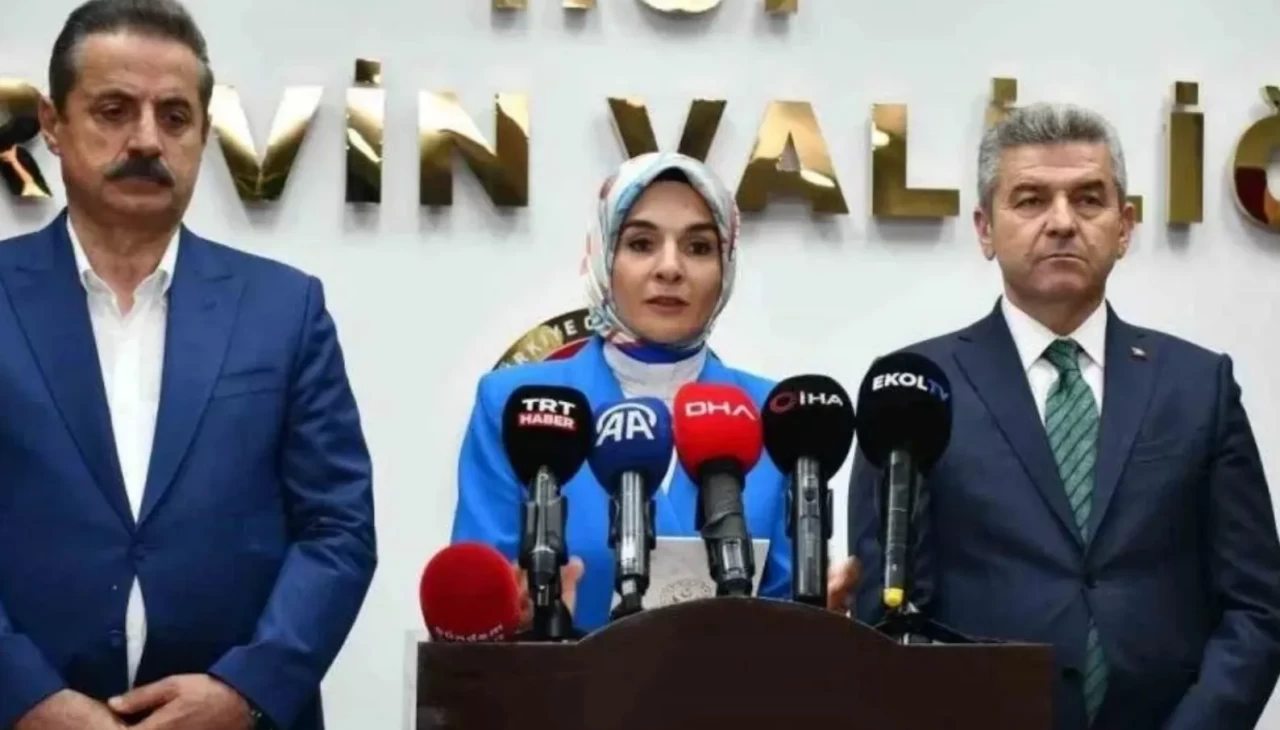 Bakan Göktaş: "Aileyi güçlendirmek, Türkiye'yi güçlendirmektir"