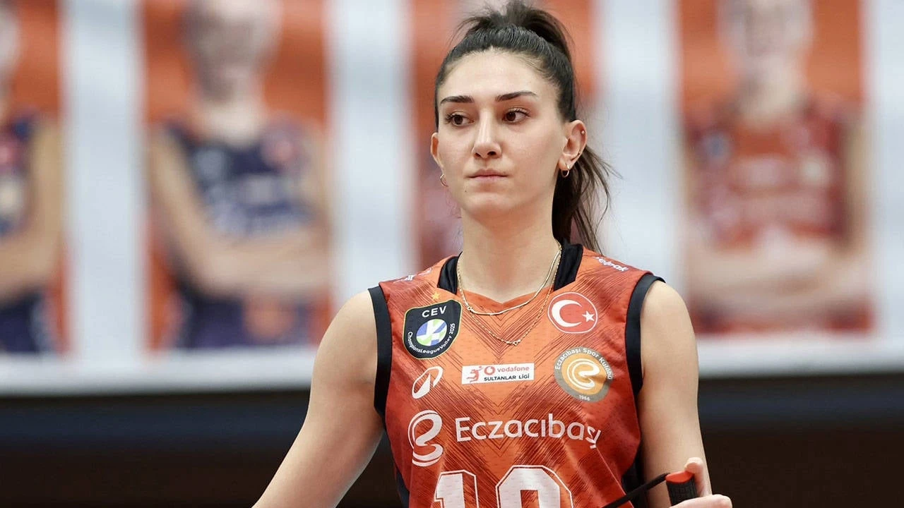 Yaprak Erkek aslen nereli? Yaprak Erkek hangi takımda?