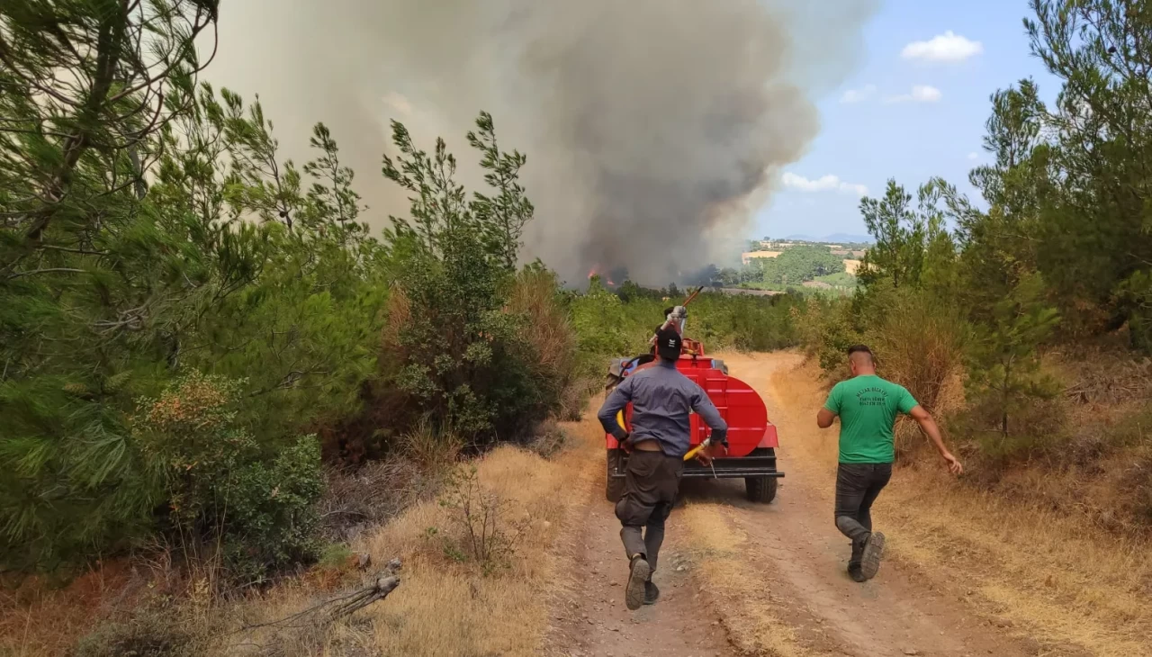 Çanakkale şehir merkezi dumanlara teslim oldu, sokaklar boşaltılıyor