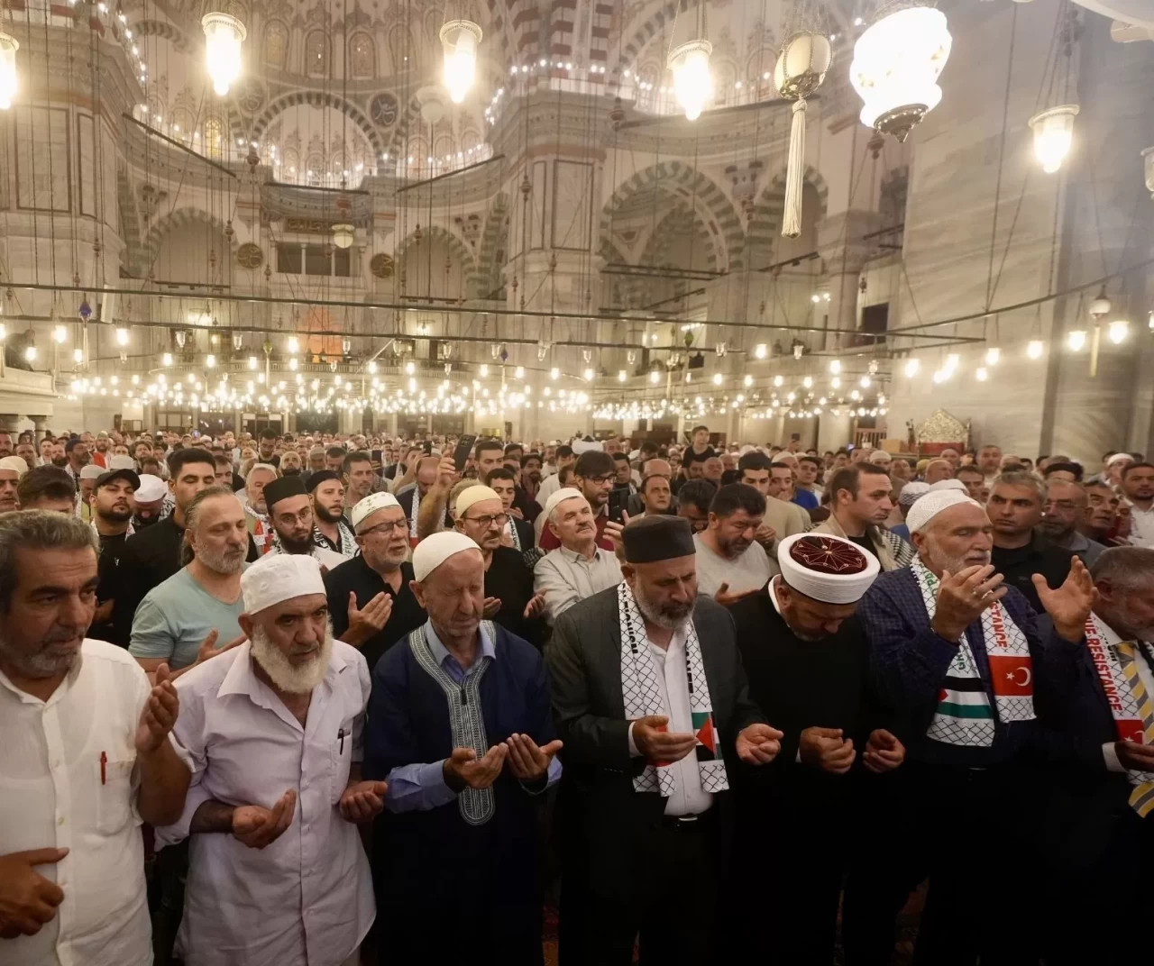 İstanbul'da Gazze için dua programı düzenlendi