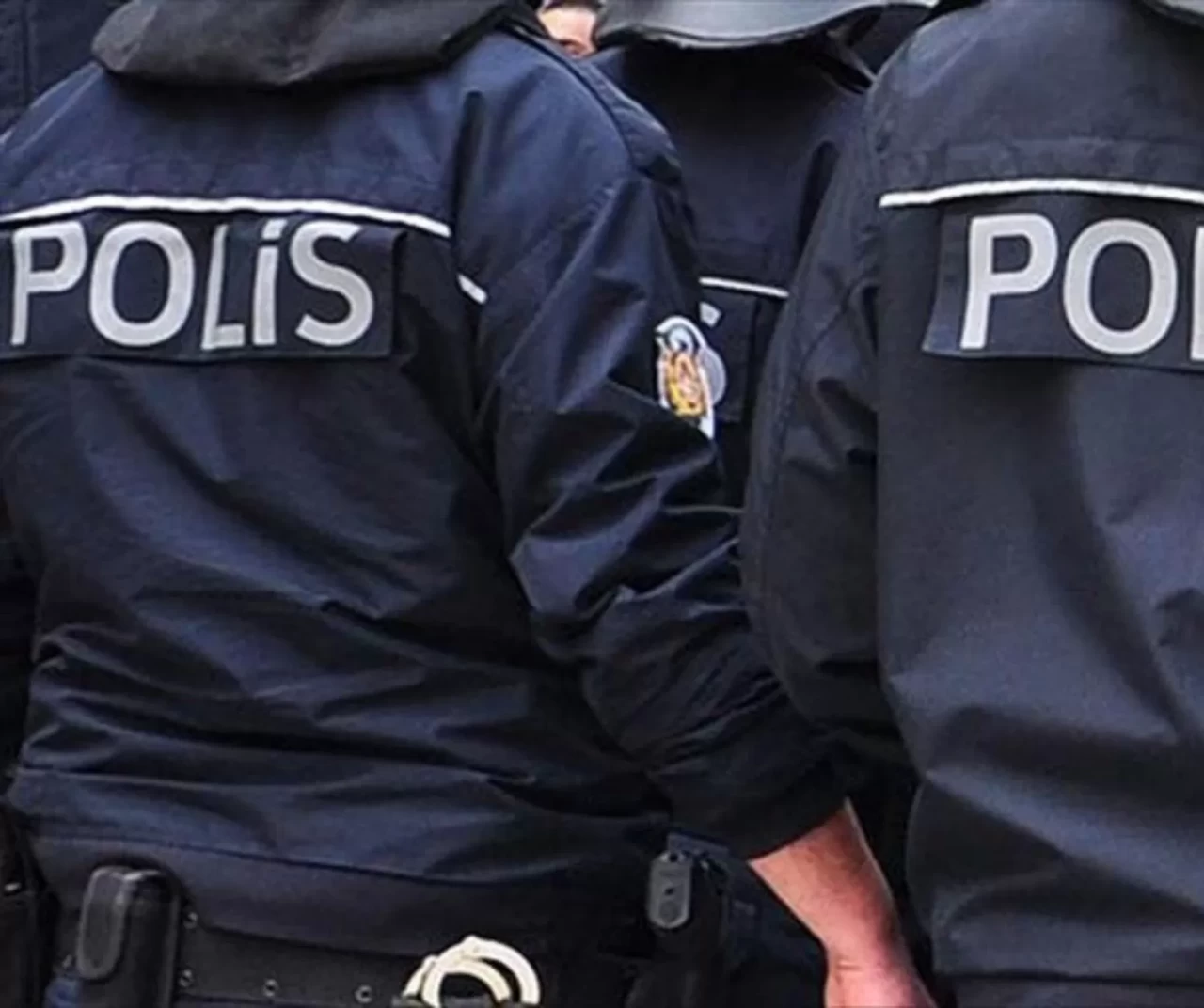 Kovalamacada Kaza Yapan Polis Memurları Yaralandı