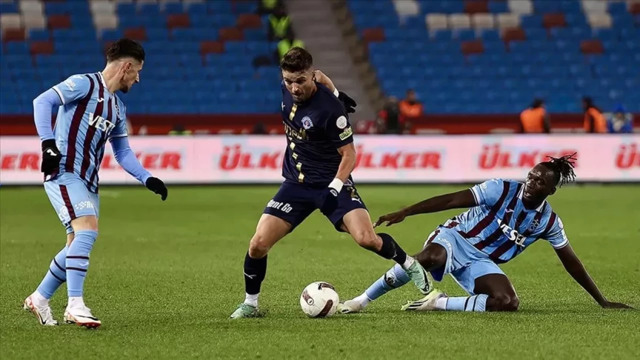 Trabzonspor ile Kasımpaşa 33. randevuda karşılaşacak