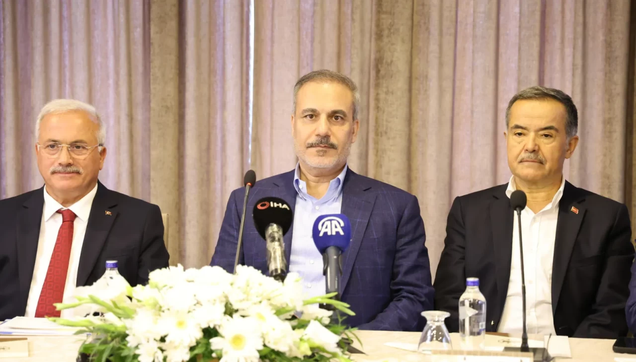 Dışişleri Bakanı Fidan’dan güçlü mesaj: Kendi göbeğimizi kendimiz kestik