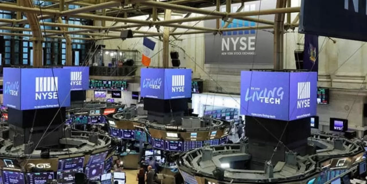 New York borsası yükselişle kapandı: Trump ve Fed arasındaki gerilim artıyor