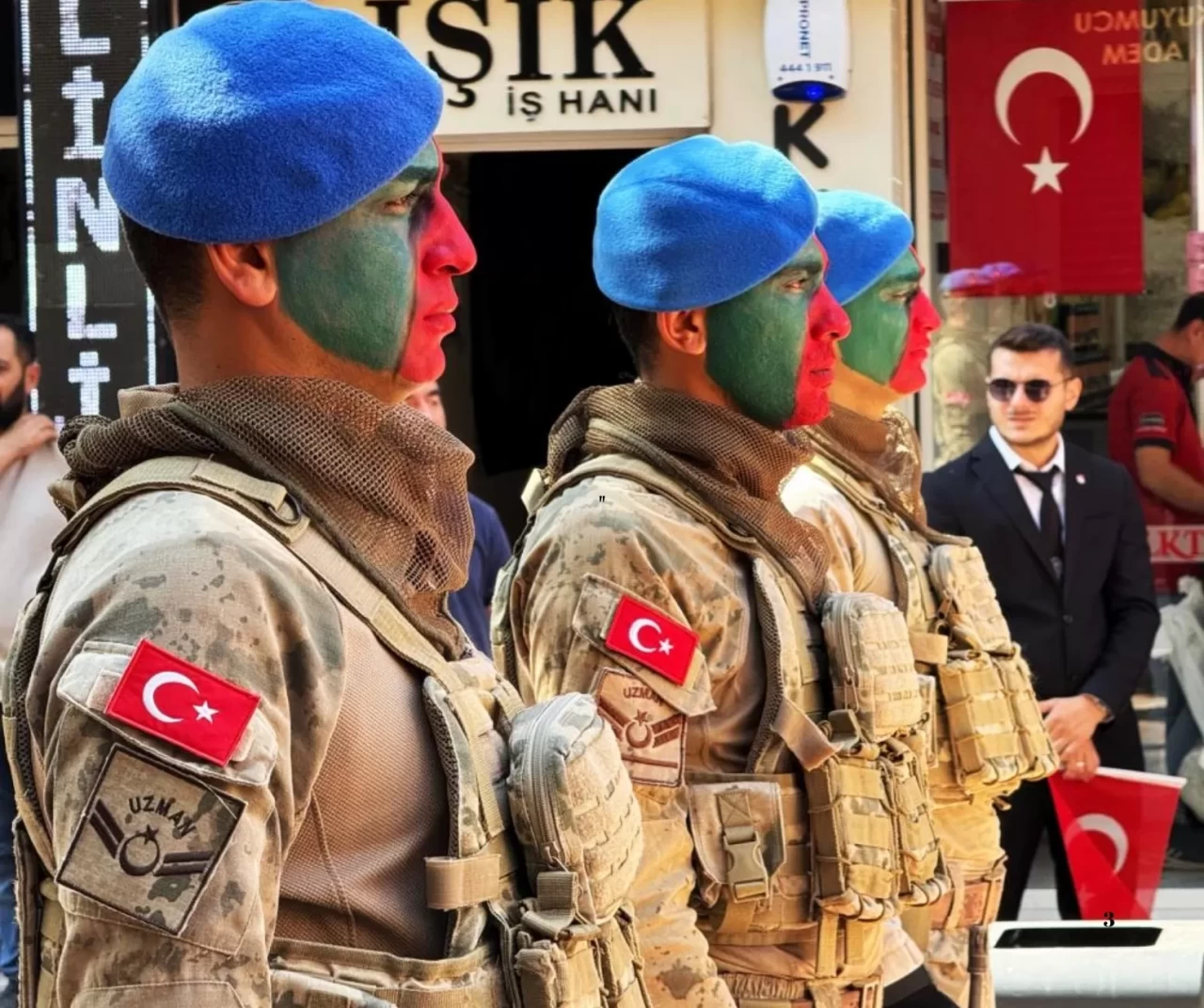 30 Ağustos Zafer Bayramı'nda komandolar boy gösterdi