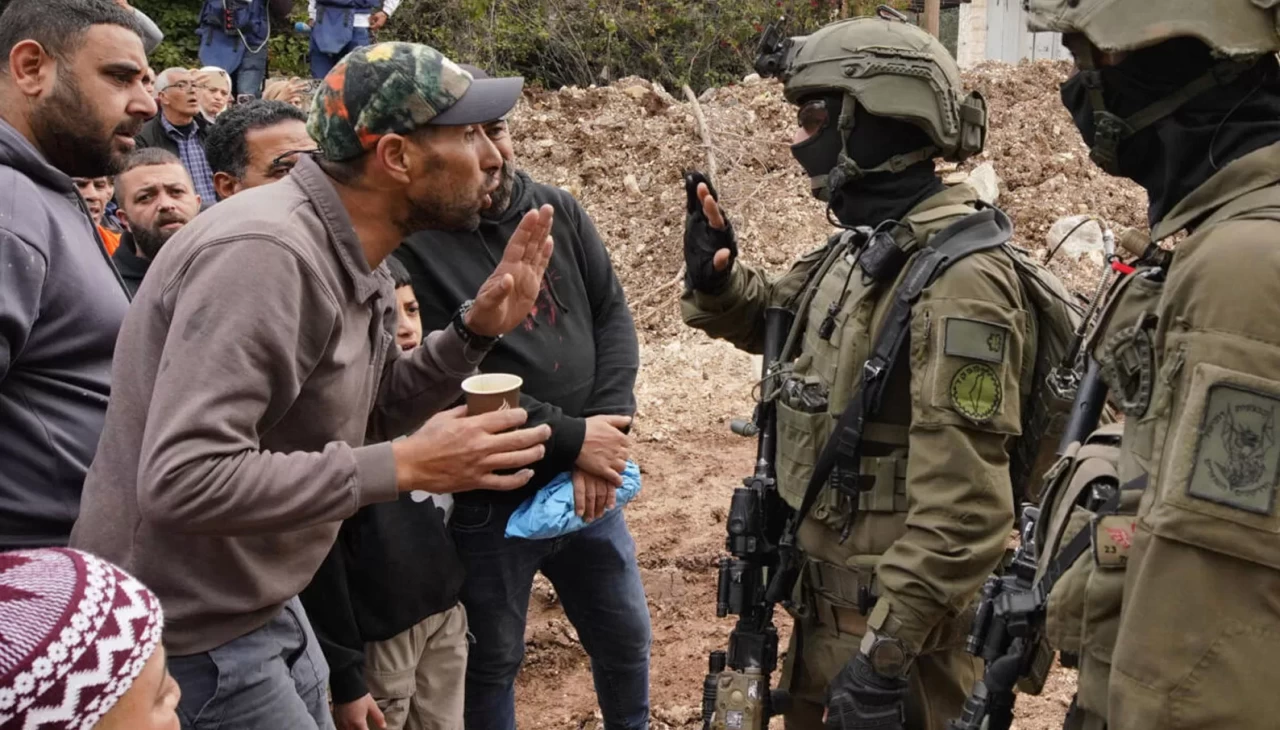 İsrail ordusu, gözaltına aldığı Filistin Kültür Bakanı’nı serbest bıraktı