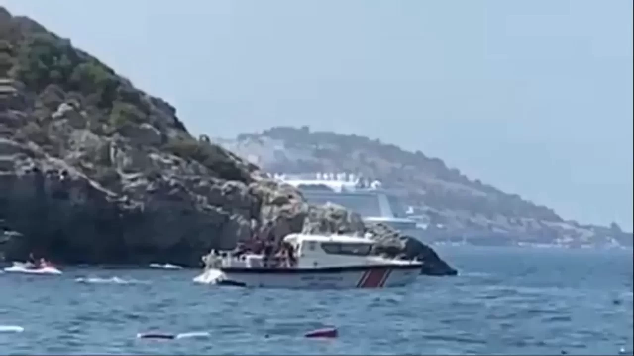 Kuşadası'nda denizde bir kişi ölü bulundu