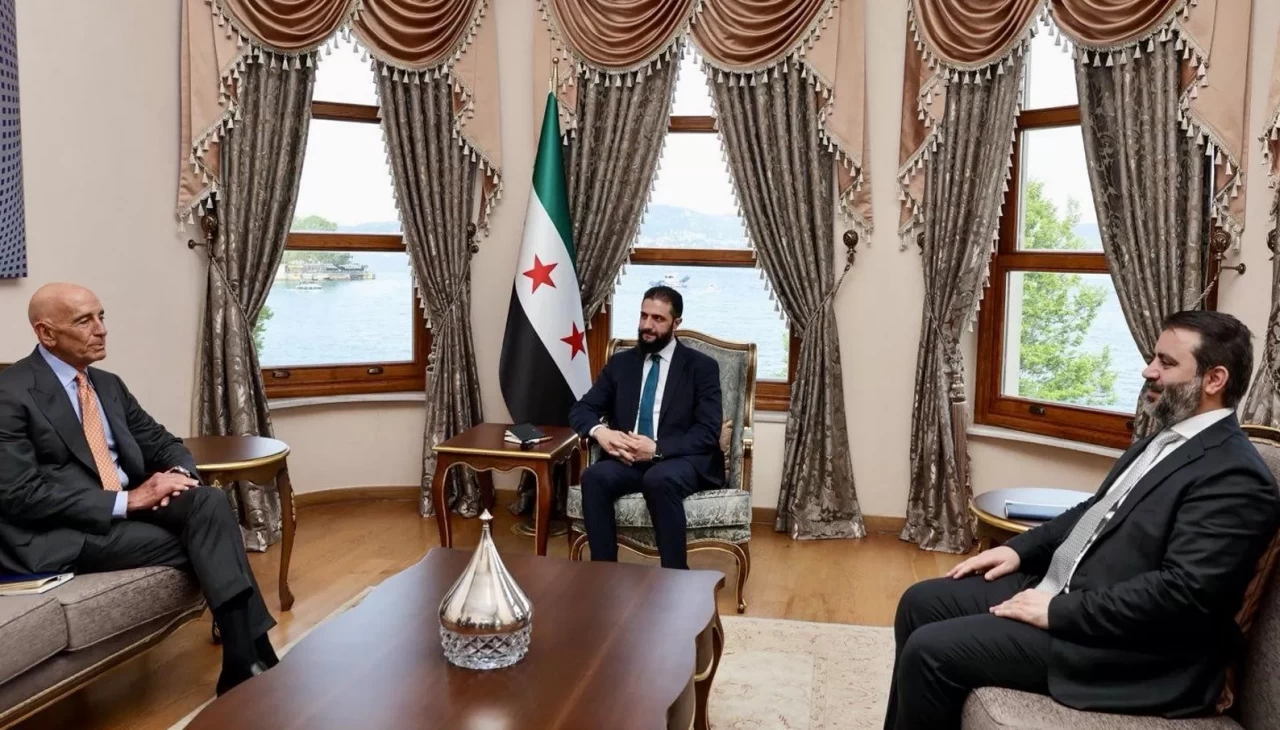 Suriye Devlet Başkanı eş-Şara, ABD'nin Suriye Özel Temsilcisi Barrack ile bir araya geldi