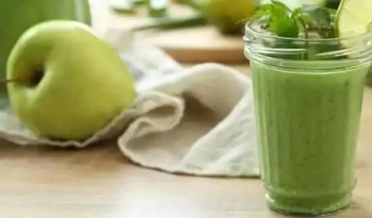 Ağır karbonhidratlı akşamın ardından vücudu dengeleyen doğal detox içeceği tarifi