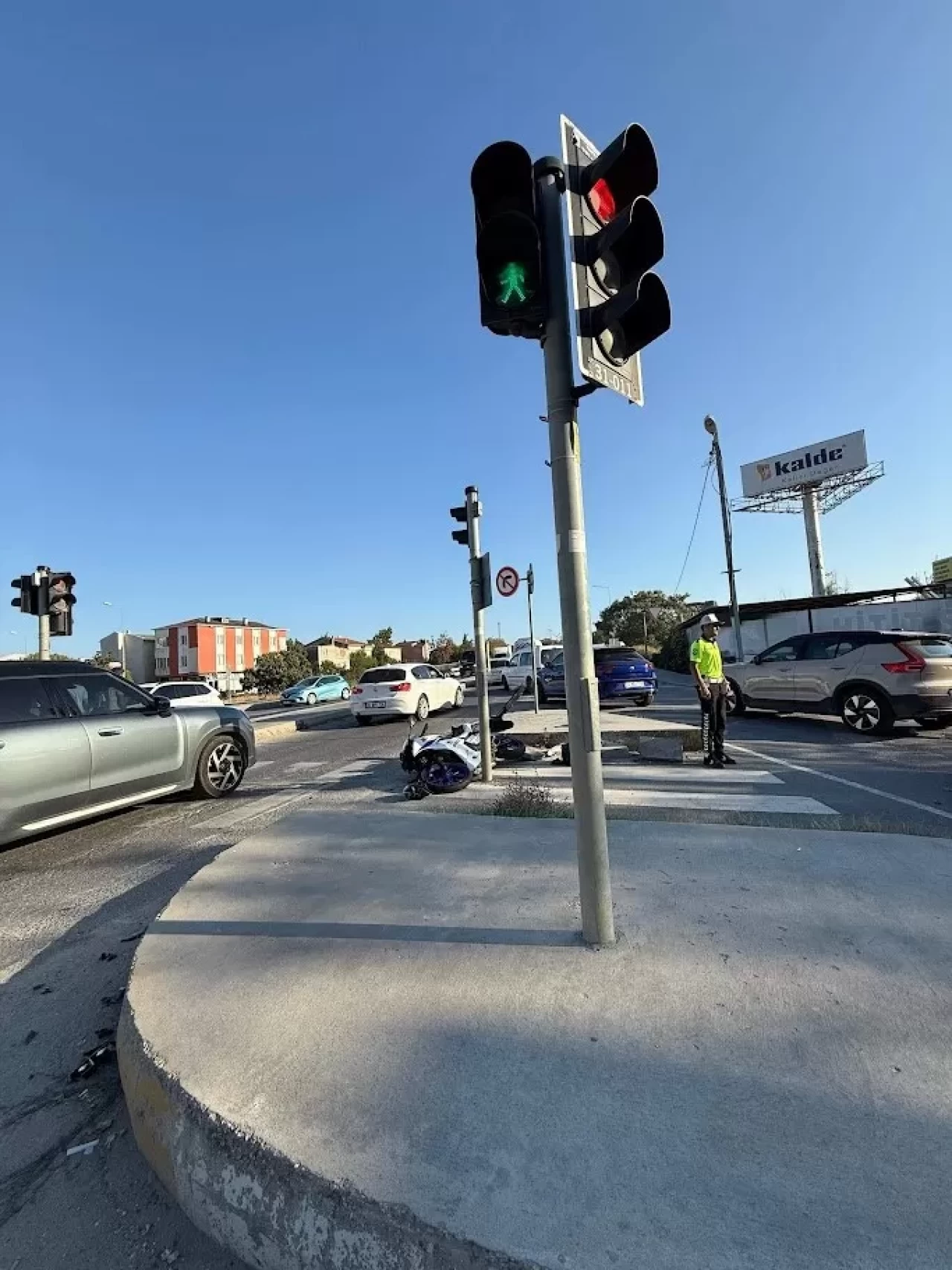 Silivri'de dikkatsizlik can aldı! Motosiklet ile otomobil çarpıştı: 1 ölü