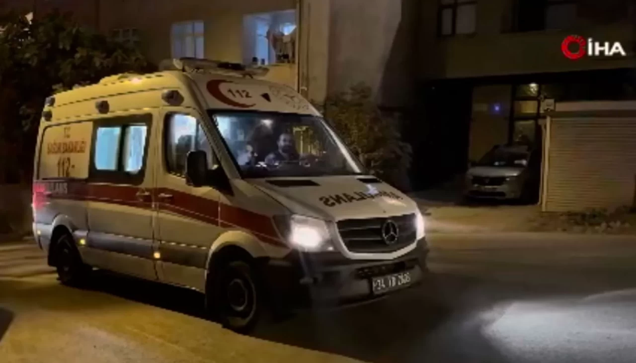 Ümraniye'de sokak ortasında vahşet: Satırla boğazı kesilerek öldürüldü