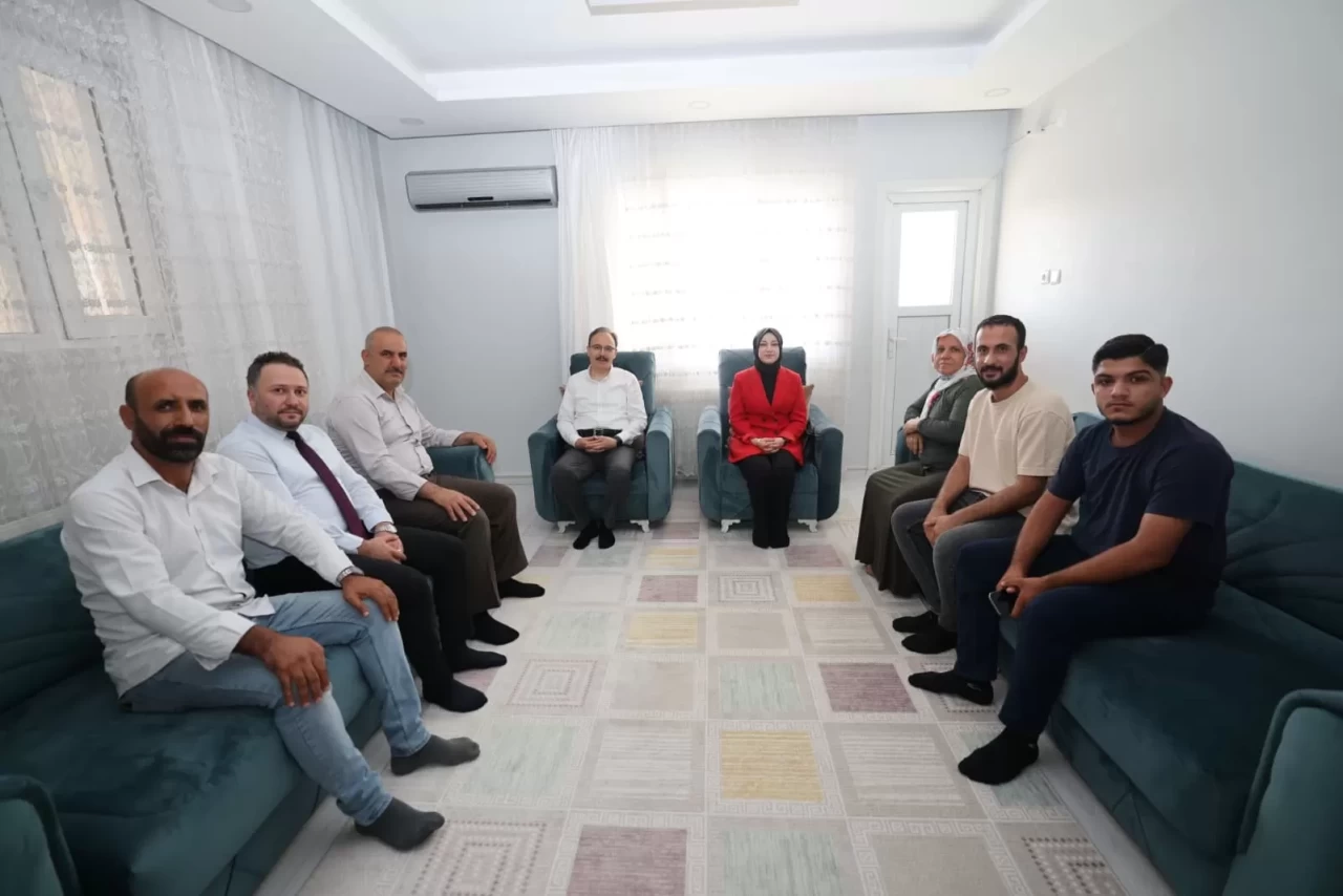 Vali Kızılkaya’dan şehit ailesine ziyaret