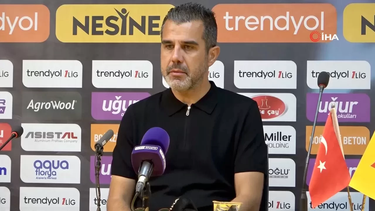 İstanbulspor Teknik Direktörü Mustafa Alper Avcı: "Her maçta gelişiyoruz"