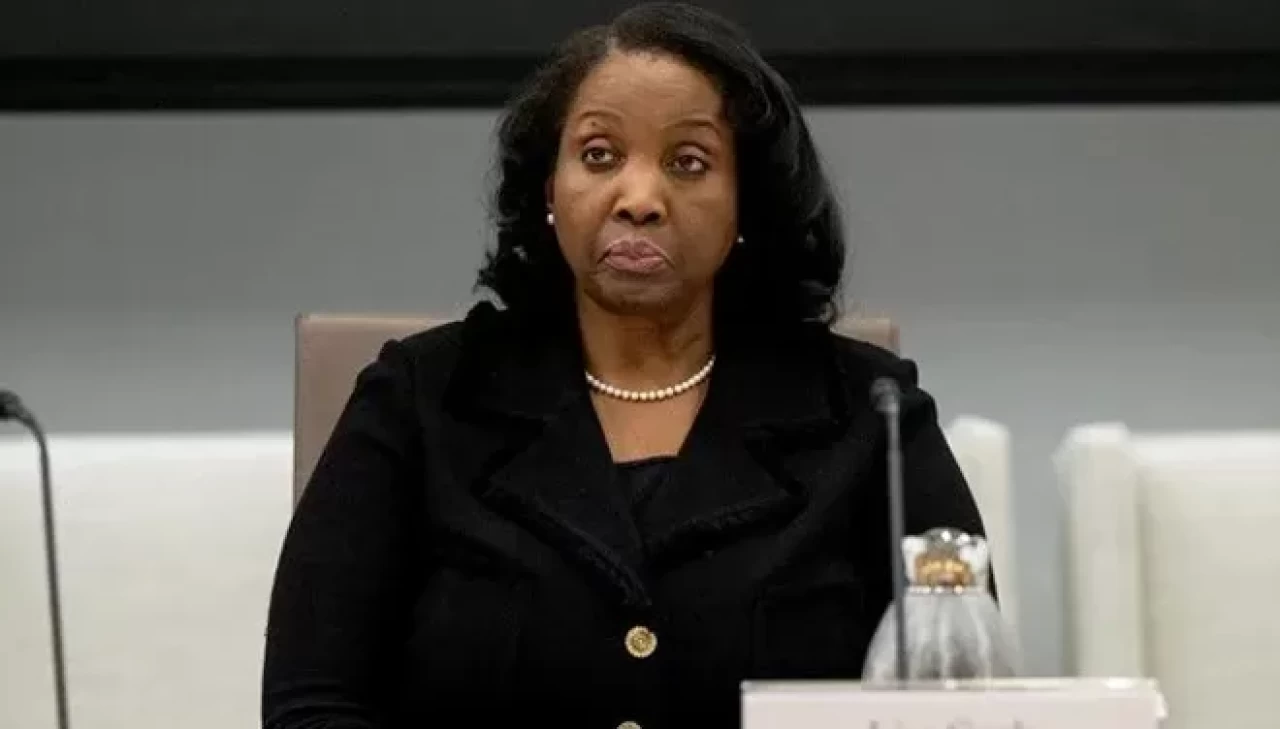 Fed yöneticisi Cook, Trump'a karşı direniyor! "İstifa etmeyeceğim, buna yetkisi yok"