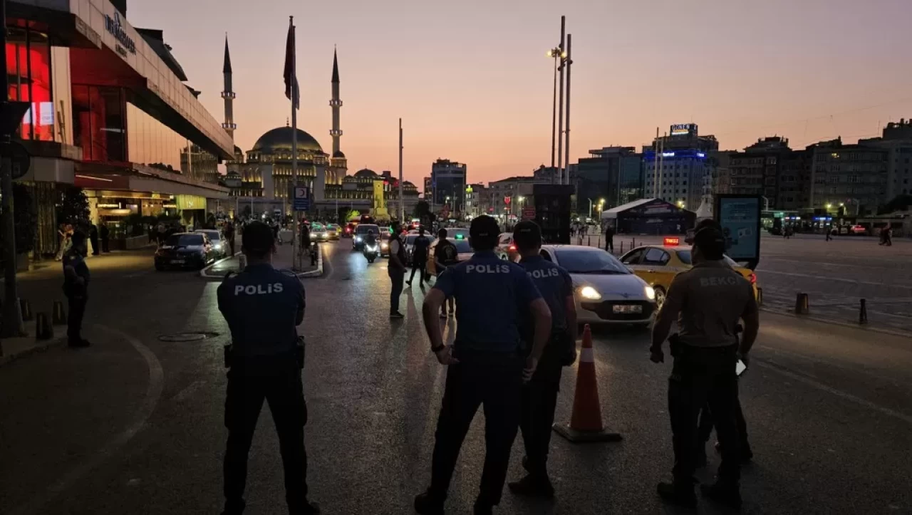 İstanbul genelinde helikopter destekli 'Huzur İstanbul' denetimi
