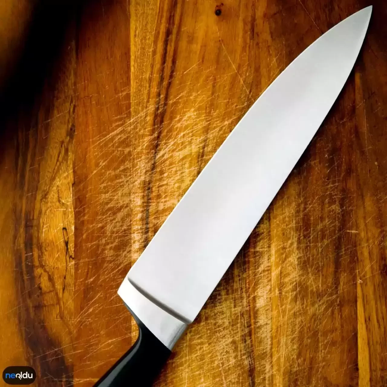 Rüyada Demir Bıçak Görmek Ne Anlama Gelir? Detaylı Rüya Tabiri ve Yorumu