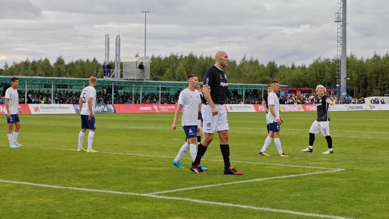 Eski NBA oyuncusu Pavel Podkolzin, 40 yaşında futbol sahalarına çıktı